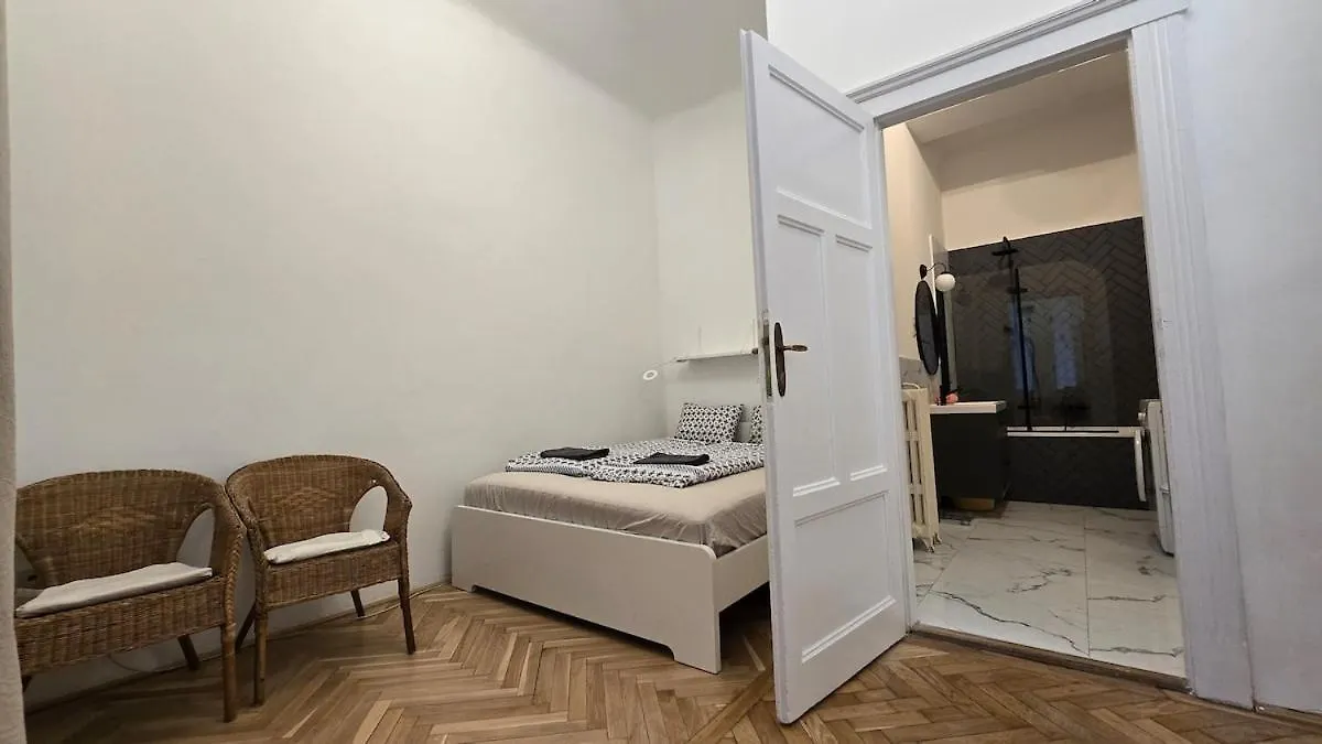 Family Apartment At Margaret Island Budapest