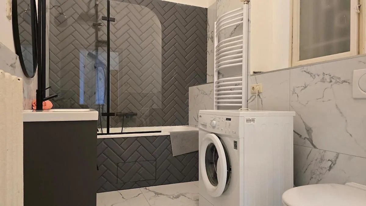 Family Apartment At Margaret Island Budapest